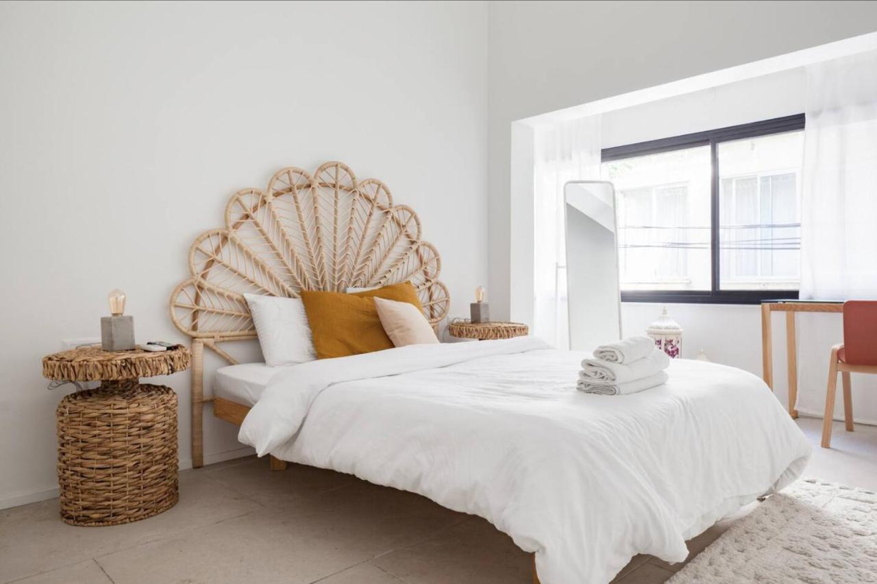 Renovated Large 3Rm Apartment 5 Min From The Beach 特拉维夫 外观 照片