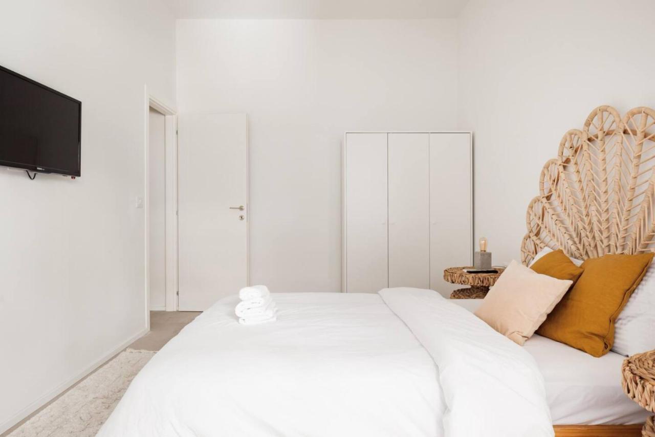 Renovated Large 3Rm Apartment 5 Min From The Beach 特拉维夫 外观 照片